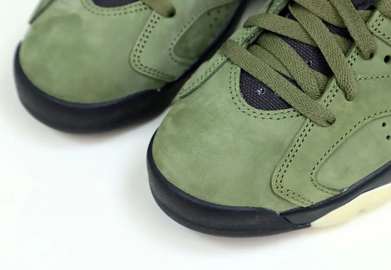 JORDAN 6 SCOTT AIR 'OLIVE' TRAVIS RETRO X 0403